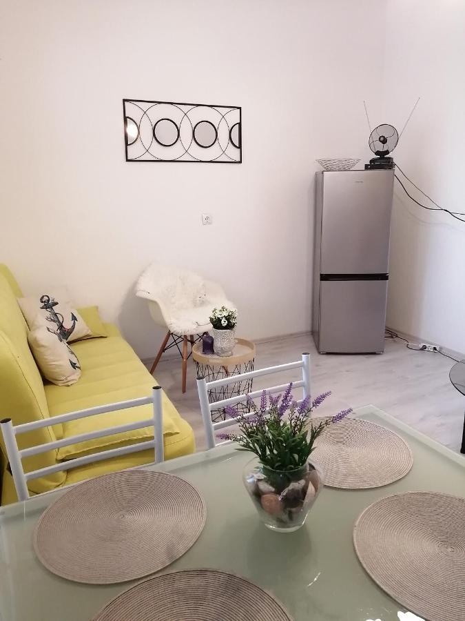 Apartmani Paula Banjol Esterno foto