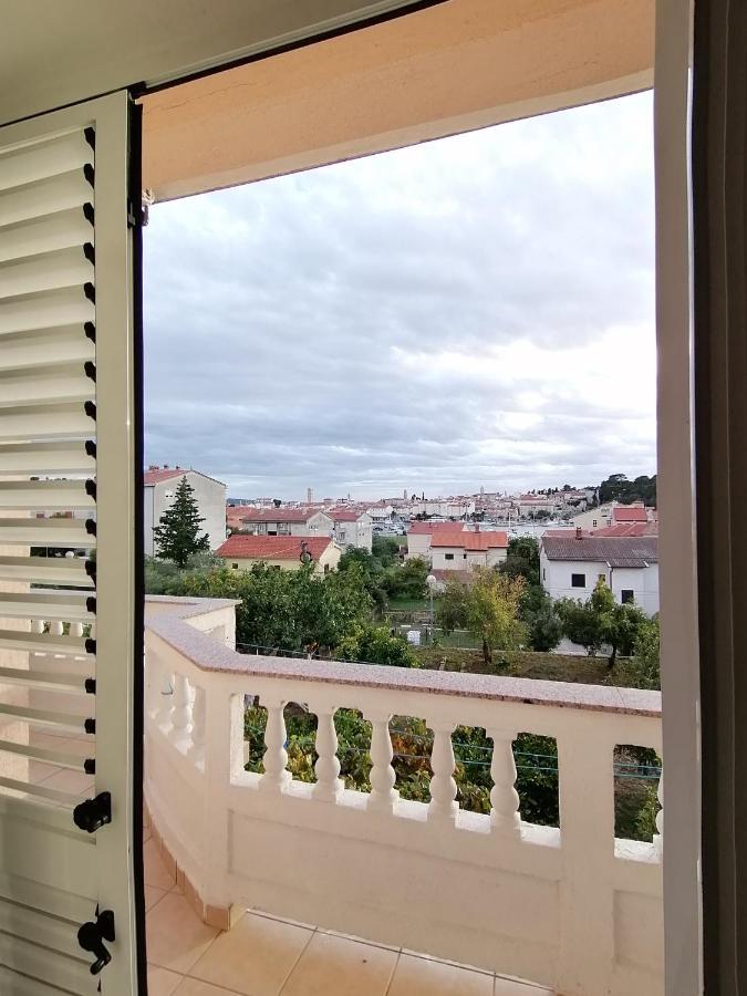 Apartmani Paula Banjol Esterno foto