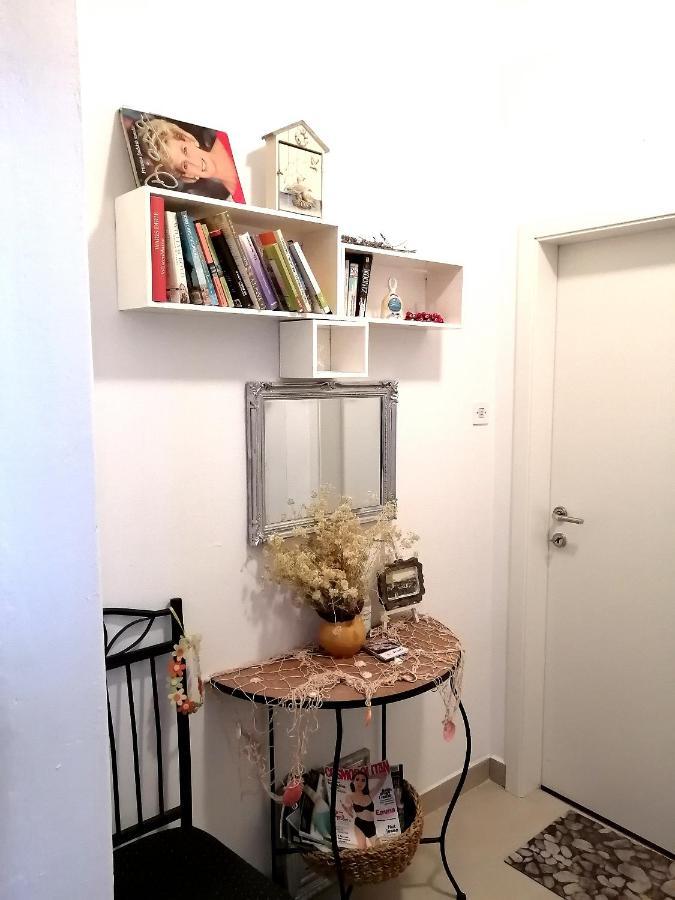 Apartmani Paula Banjol Esterno foto
