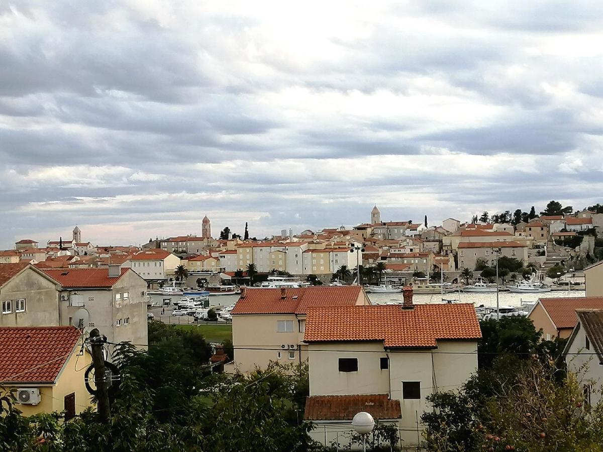 Apartmani Paula Banjol Esterno foto