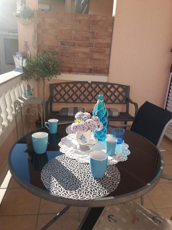 Apartmani Paula Banjol Esterno foto