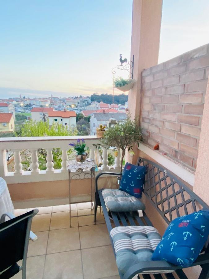 Apartmani Paula Banjol Esterno foto